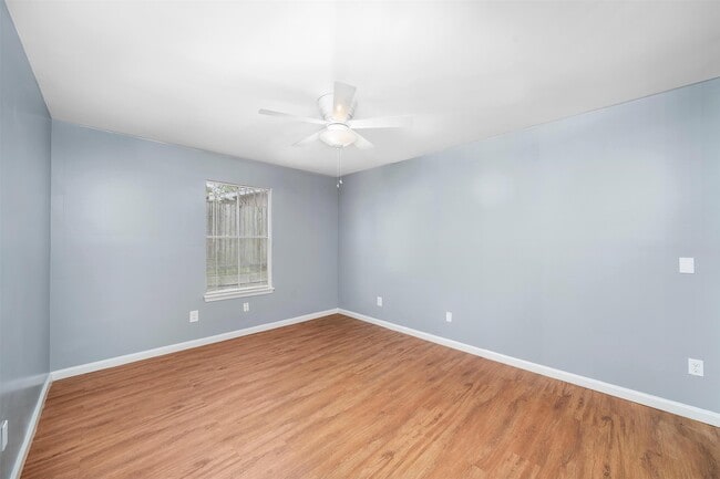 Photo - 6415 S Lake Houston Pkwy Unit 502