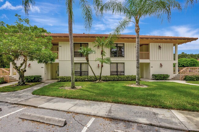 Photo - 618 Brackenwood Cove