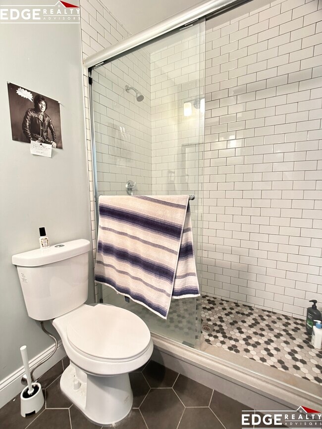 Photo - 5 Millmont St Unit 2