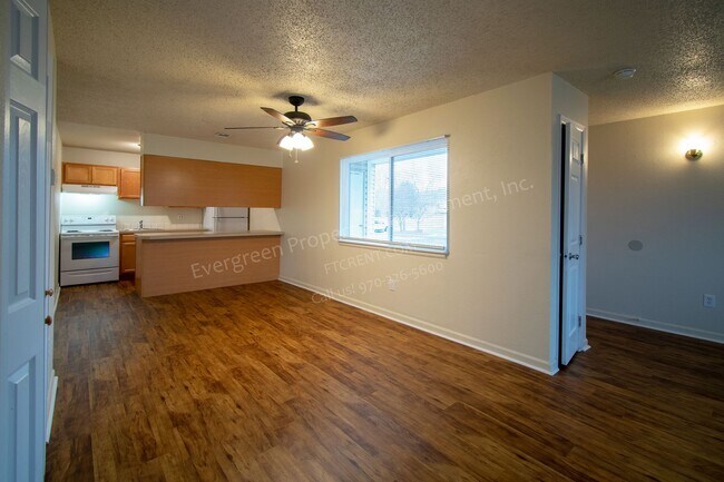 Photo - 2153 27th Ave Ct Unidad #3