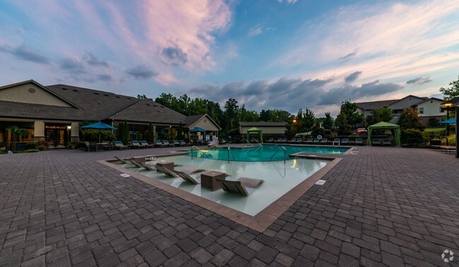 Building Photo - Echo at Lake Norman Rental