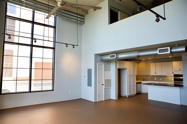 Photo - 1025 S Shepherd Dr Unit 209