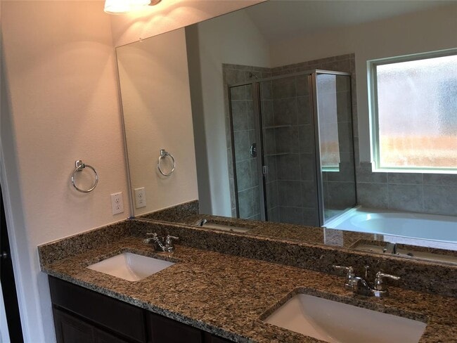 Photo - 4047 Flowstone Ln