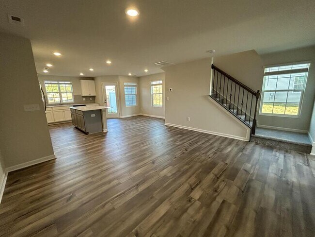 Photo - 516 Brasstown Ct