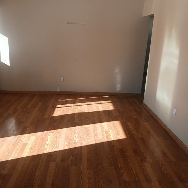 Photo - 1331-1333 Thurston St Unit 1331