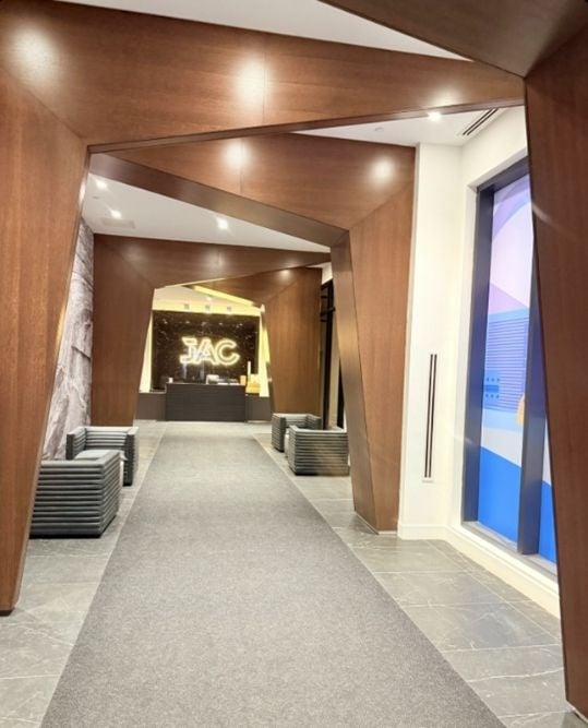 Building Photo - 308 Jarvis St Unit #710