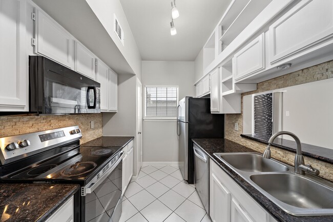 Photo - 7396 Regency Square Ct