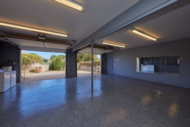 Photo - 1955 E Vineyard St Unit 2,088 sq ft