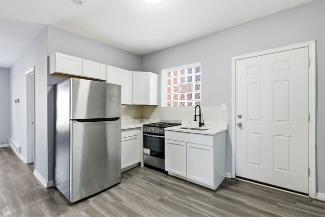 Photo - 16 E 118th Pl Unidad 1F