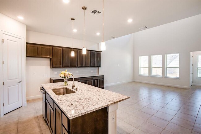 Photo - 12706 Bloomington Dr