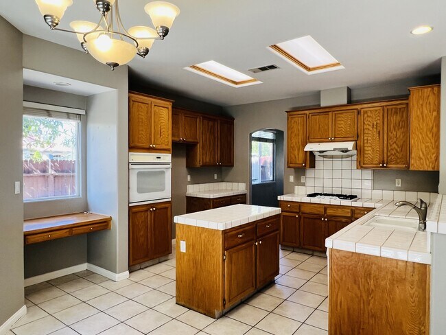 Photo - 803 Mountain Park Dr