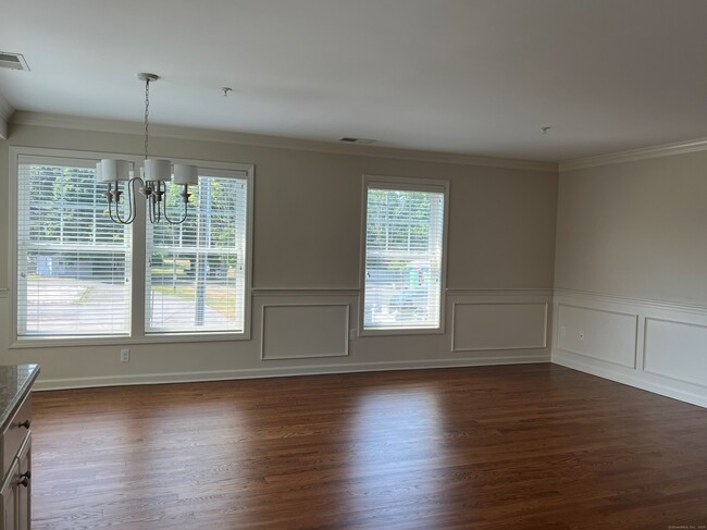 Photo - 67 W Main St Apartment