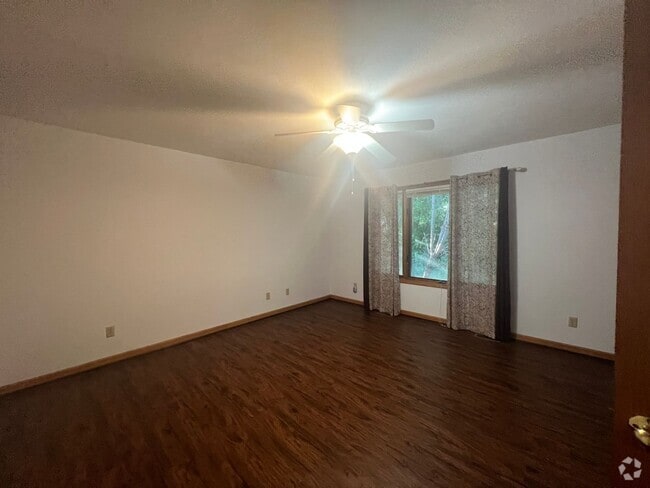 Building Photo - GLENWOOD/CHATHAM SCHOOLS SPRINGFIELD UTILI... Rental