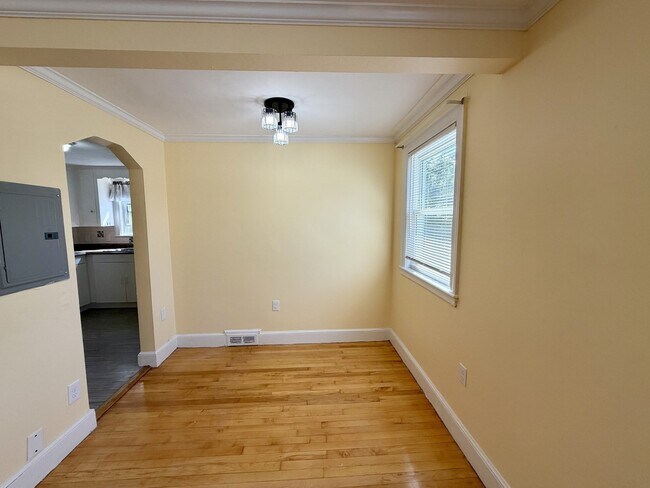 19 Ridgeview Ave Unit 2