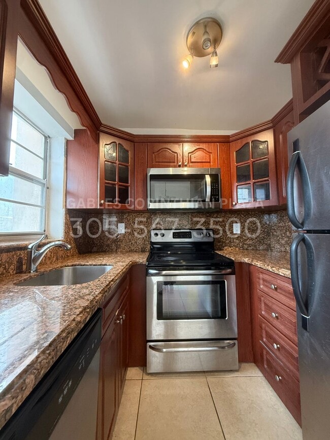 Kitchen - Gables Corinthian Plaza