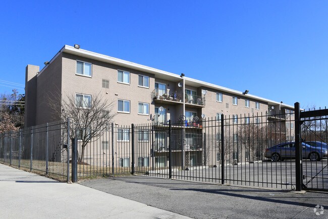 Photo - Magnolia Condominiums