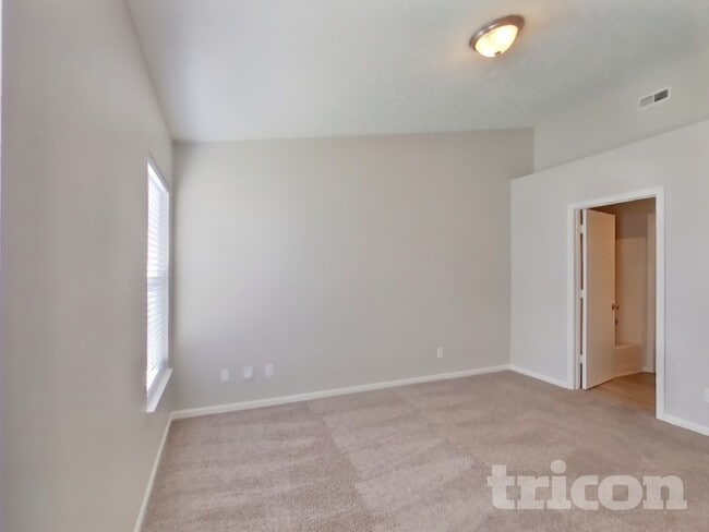 Photo - 6811 Smithfield Blvd