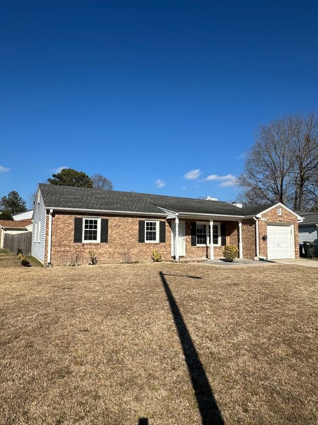 Photo - Located in Close Proximity to City Center.