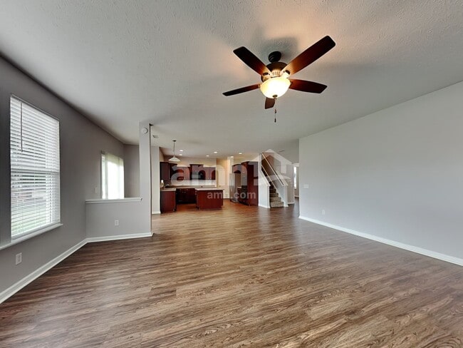 Photo - 1396 Stormhaven Way