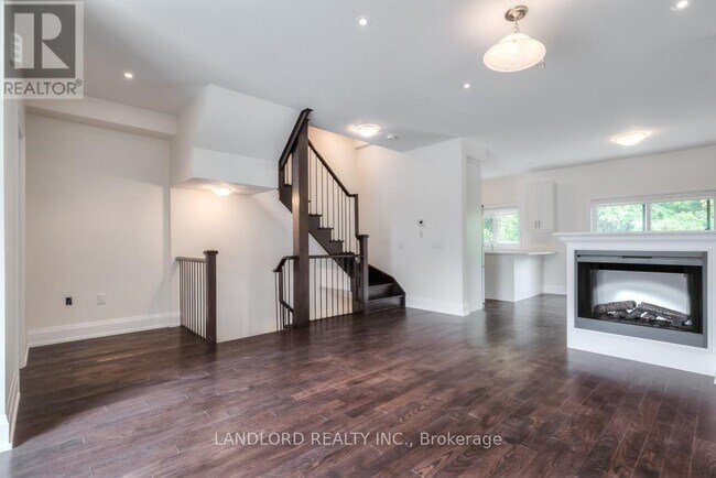 Photo - 23 Kenneth Wood Cres