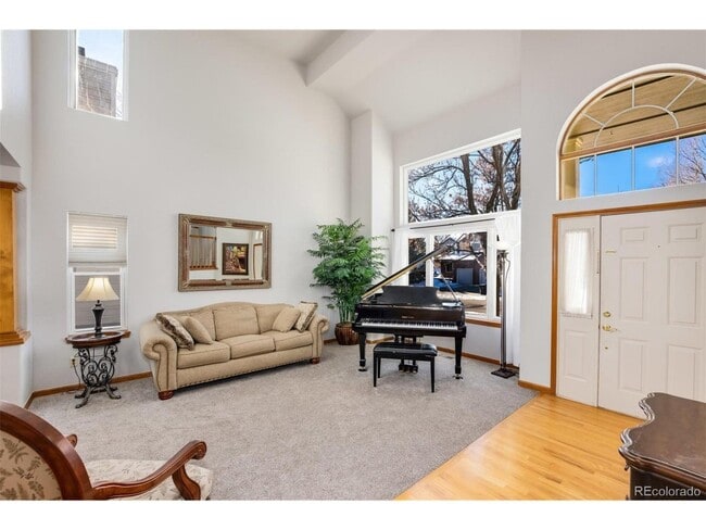 Photo - 15581 Flowerhill Cir