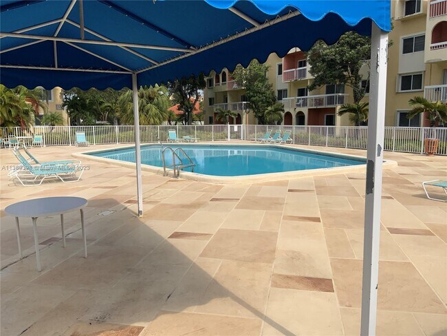 Photo - 7732 Camino Real