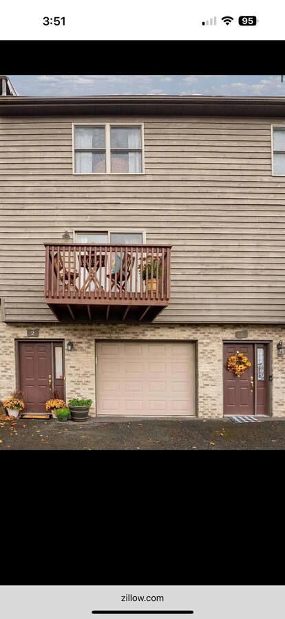 Photo - 1080 Willowdale Rd Townhome