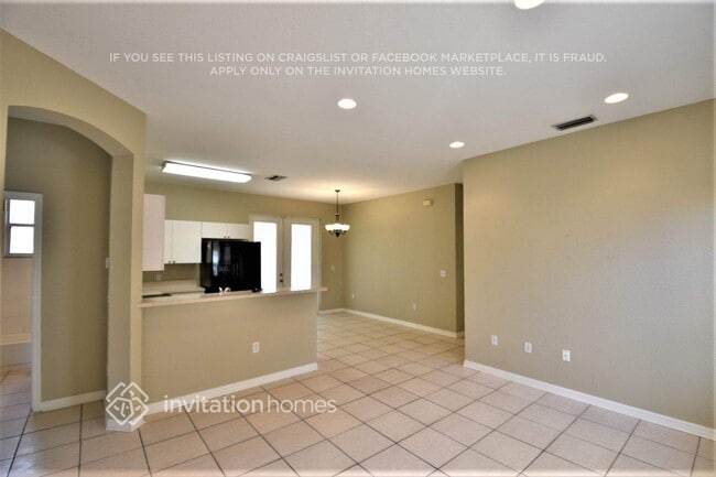 Photo - 2844 Wells Ave