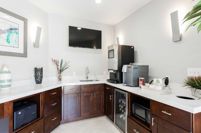 Photo - The Landing at Westchase