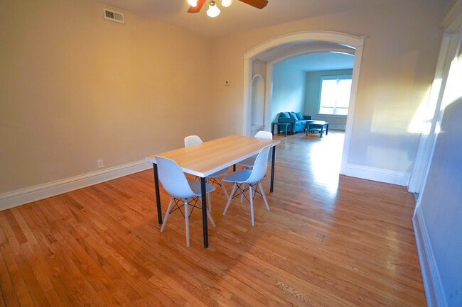 Photo - 760 Syracuse Ave Unit #B
