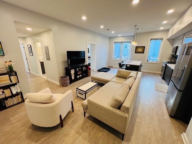 Photo - 14 Ward St Unit 102