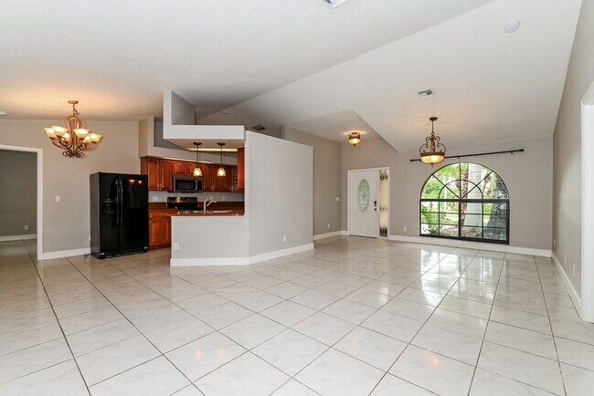 Photo - 4510 SW 7th Ave