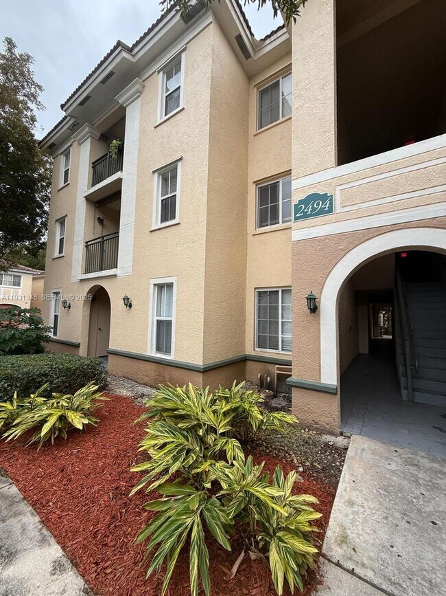 Photo - 2494 Centergate Dr Unit 201