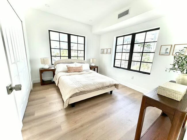 Photo - 1619 Jefferson Ave Unidad 1