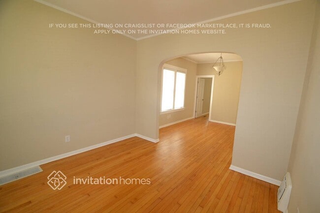 Photo - 4046 N McVicker Ave