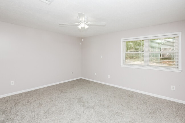 Photo - 406 Trailwood Dr
