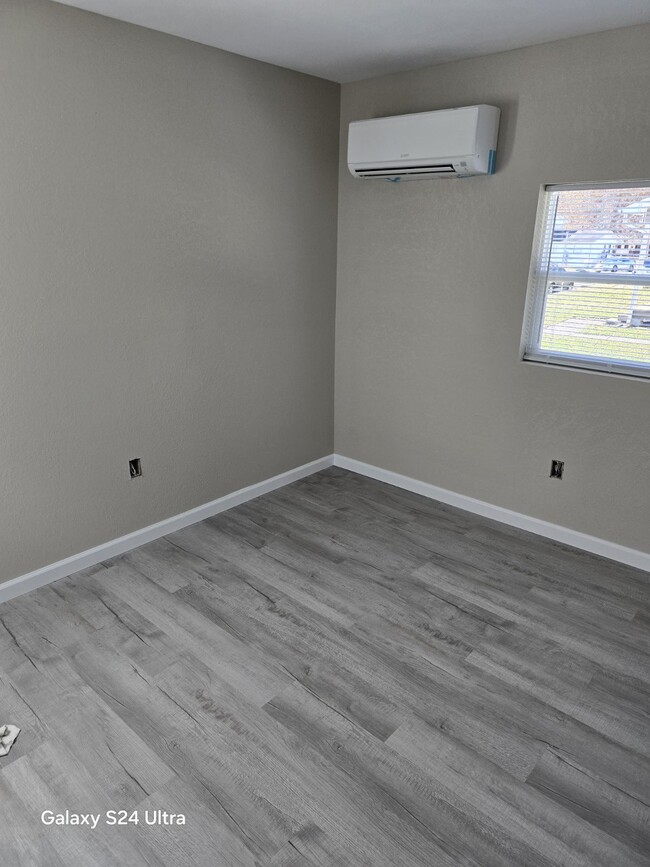 Photo - 108 Tacoma Rd Unit 108