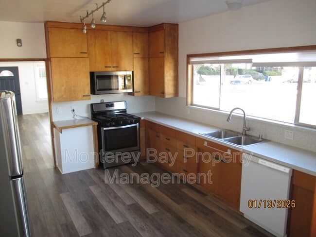 Photo - 650 Hawthorne St