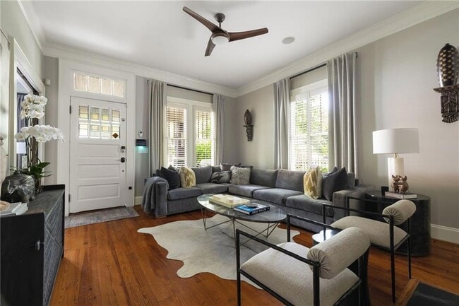 Photo - 28 Clay St SE