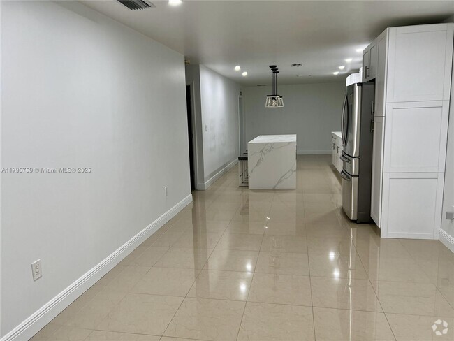 Building Photo - 10356 SW 11th Terrace Rental