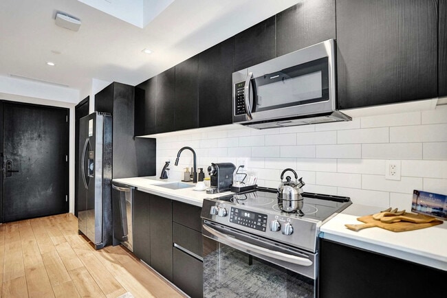 Photo - 398 NE 5th St Unidad SI ID1504041P