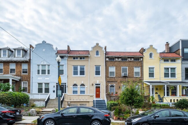 450 Randolph St NW