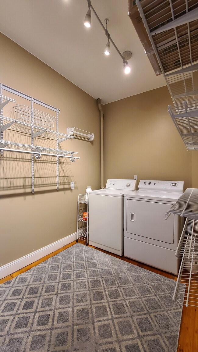 Photo - 50 Temple St Unit 49-1