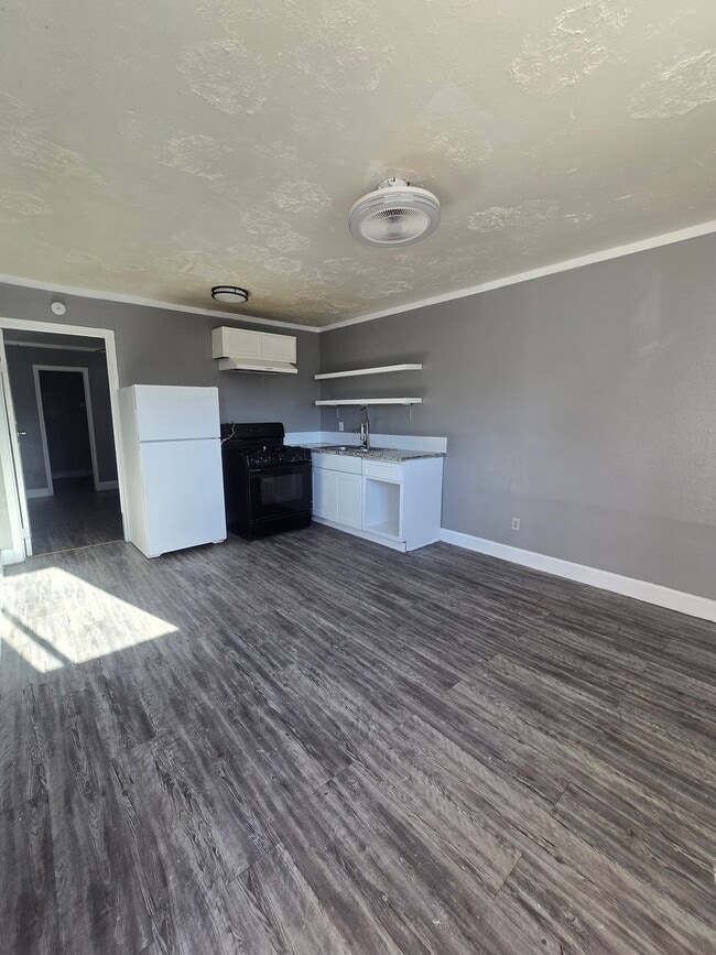 Photo - 4820 Oak Ave Unit 8