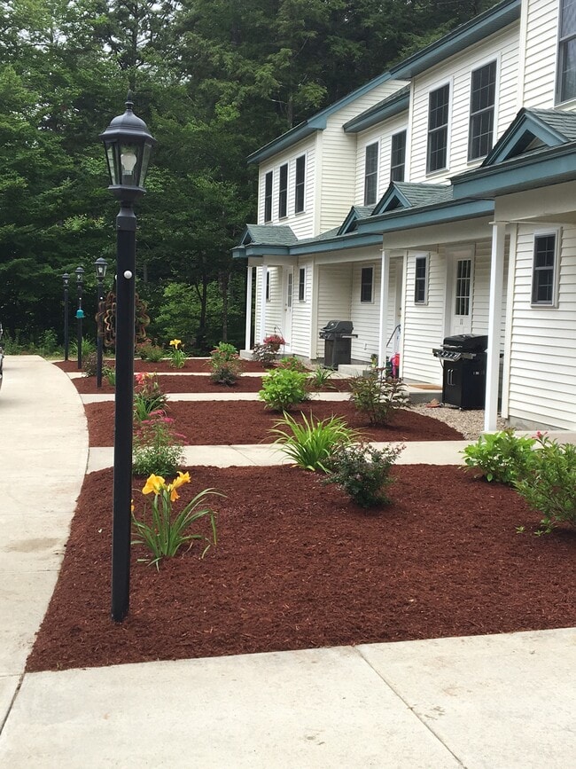 Building Photo - 1133 Chocorua Rd