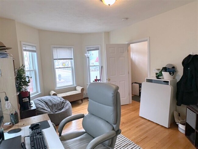 Photo - 385 Columbia St Unidad 1