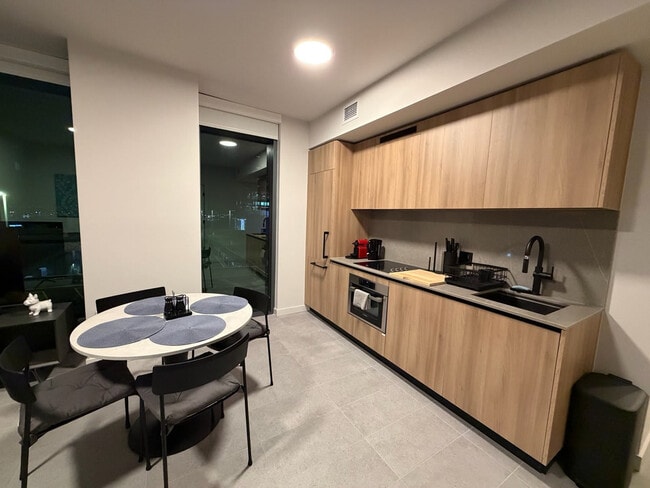 Photo - 121 NE 5th St Unidad SI FL33-ID1501135P