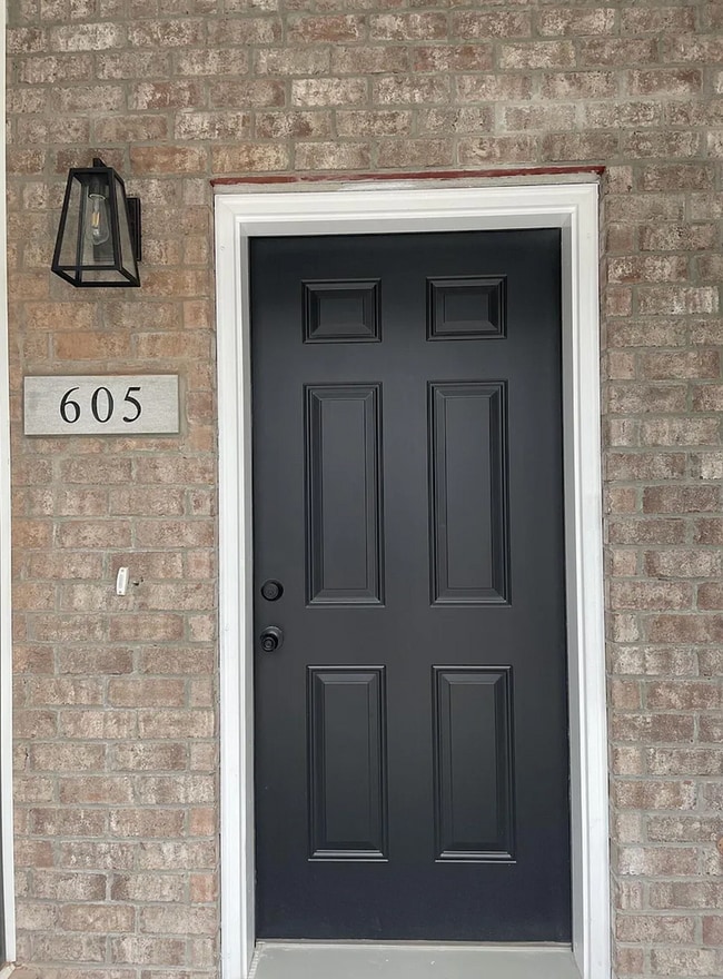 Photo - 1145 Appian Crossing Way