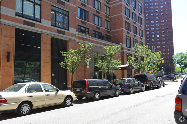 345 East 94th Street