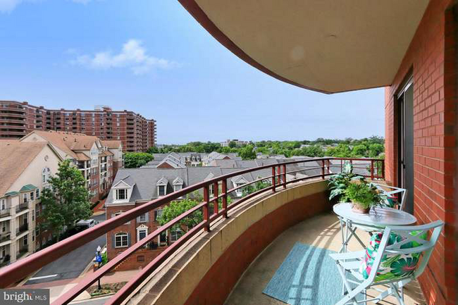 Photo - 2400 Clarendon Blvd Condo